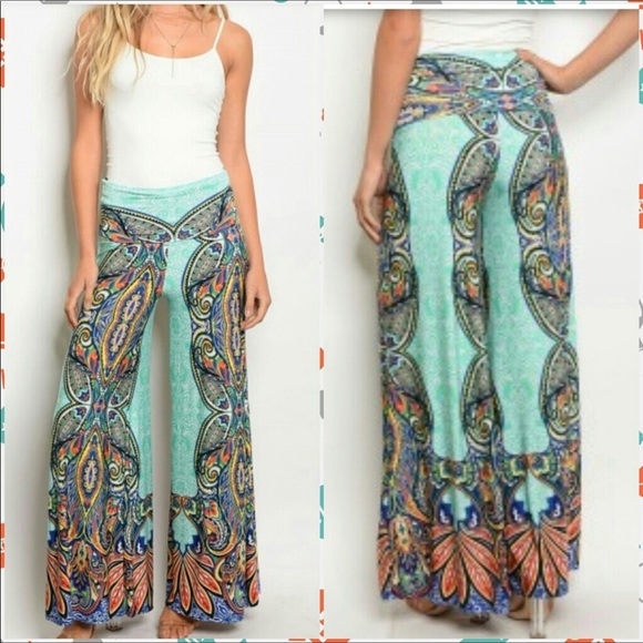 TRUE LIGHT Pants - Paisley print palazzo pants